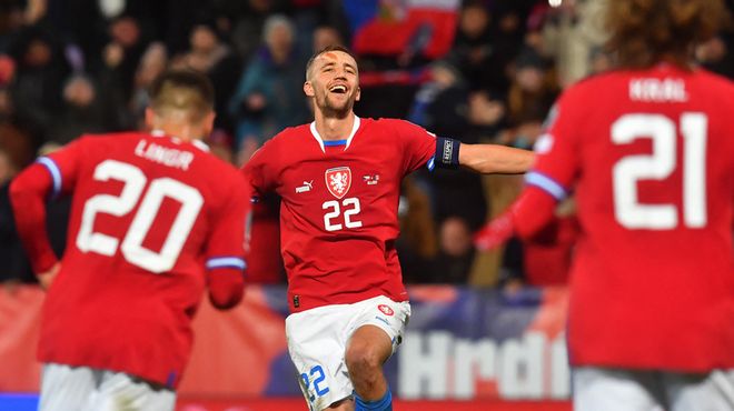 队员把接发 队员把接发