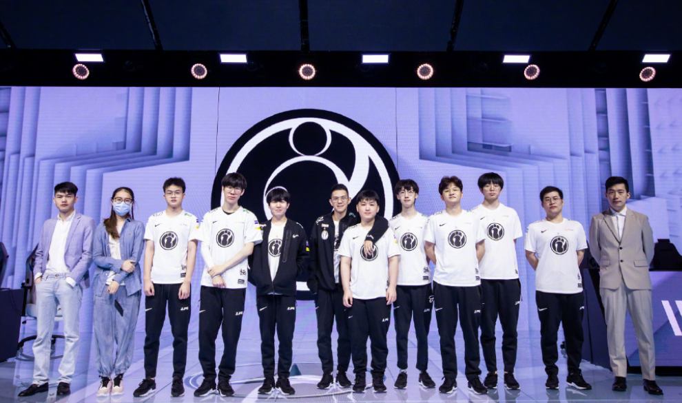 使其具备 使其具备